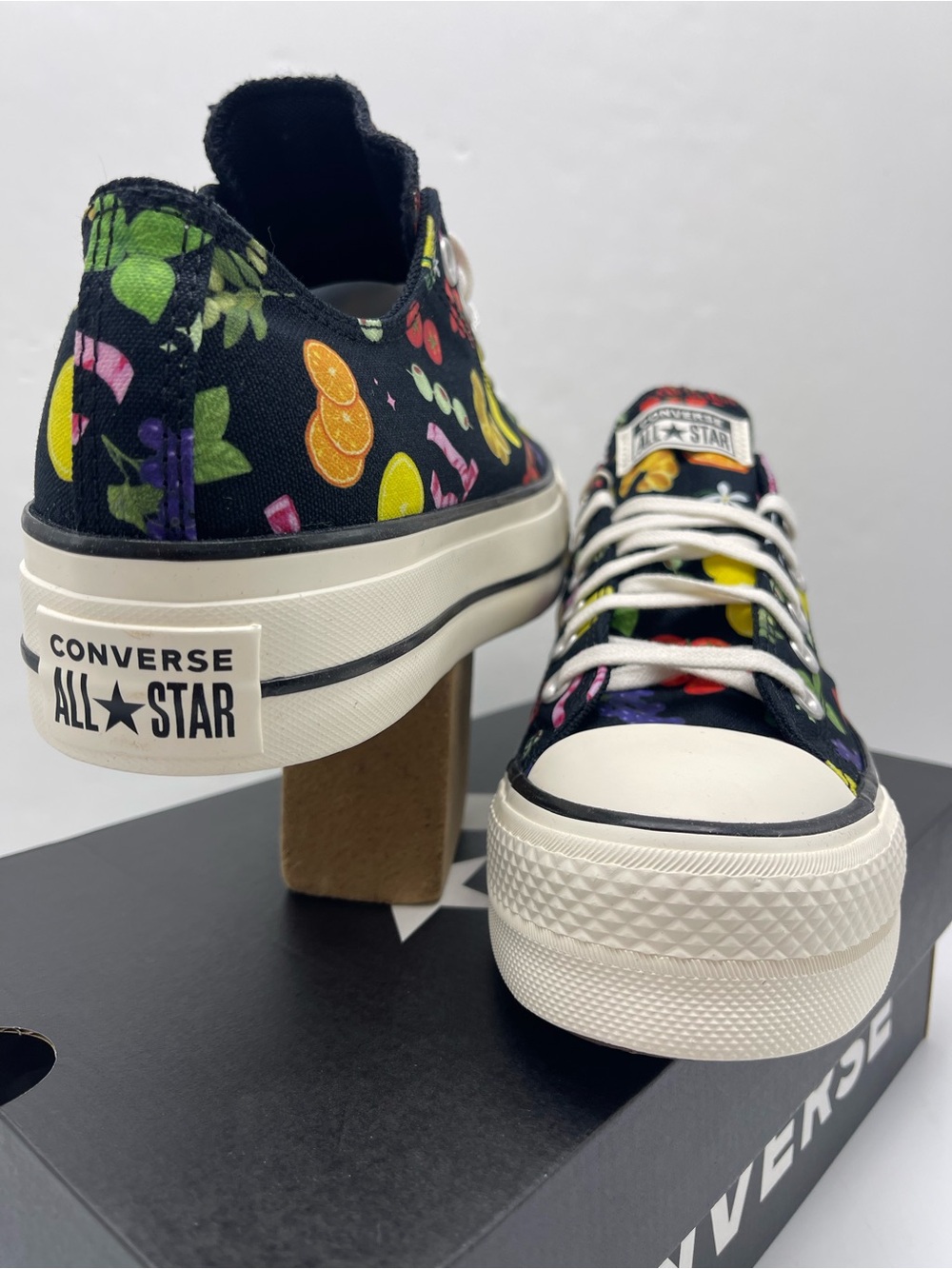 Converse A16112C CTAS LIFT OX BLACK/EGRET/BLACK Platform Sneakers - Picture 7 of 16